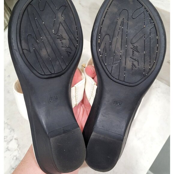 Marc Fisher Womens White Strappy Sandals with Gold Chain Detail Size 6.5M - Picture 8 of 10